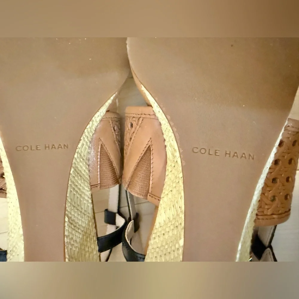 Cole Haan Annabelle Grand 360 Tan, Black & White Wedge Sandals Shoe; Size 7 1/2B - Picture 8 of 13